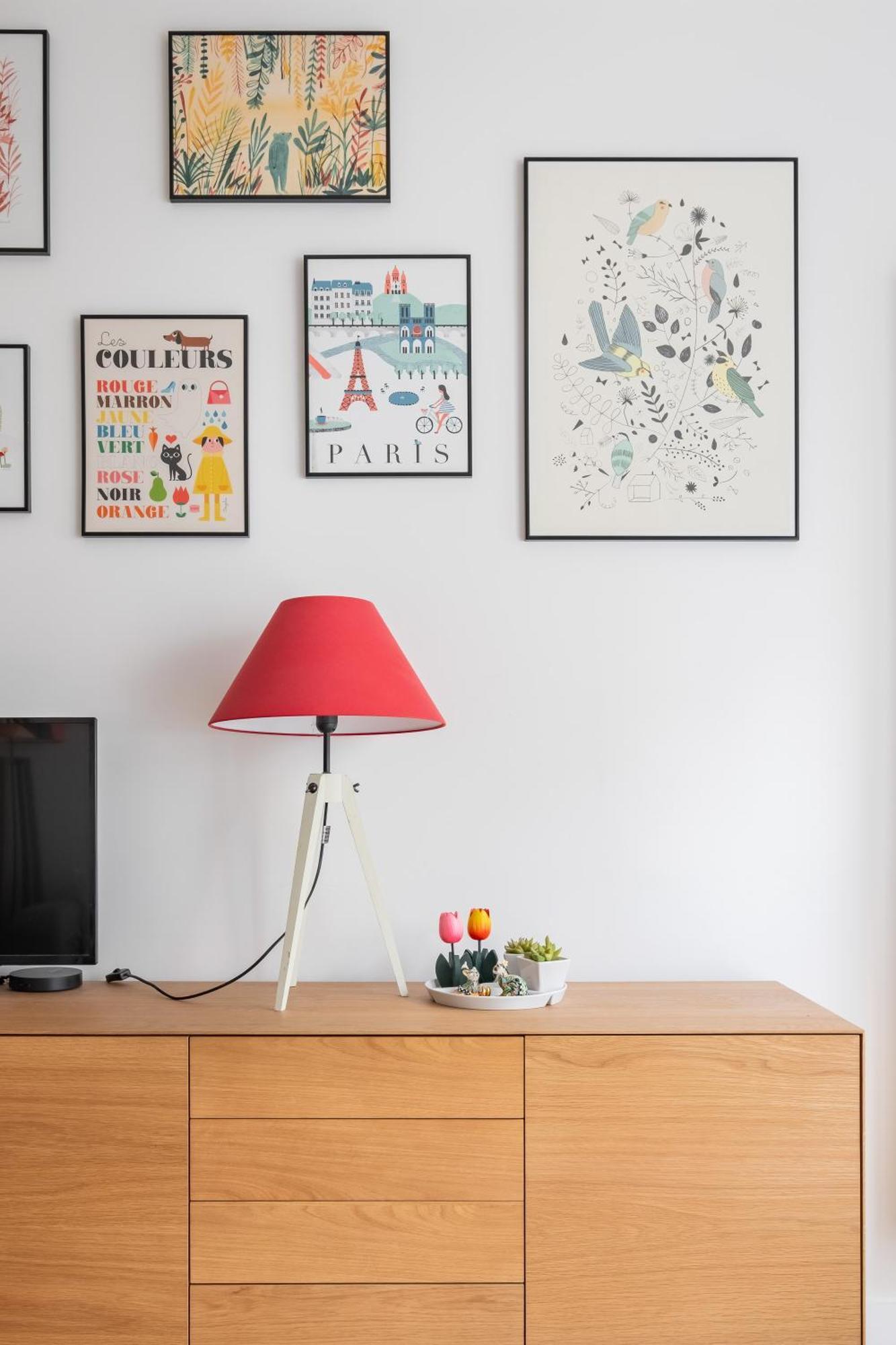 Veeve - Parisian Pop Art Apartment Paris